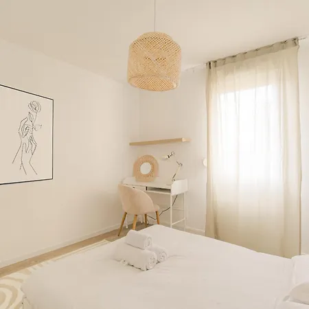 Cosy Au Centre Doullins Avec Garage أولينز