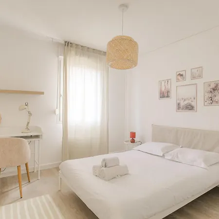 Cosy Au Centre Doullins Avec Garage شقة أولينز